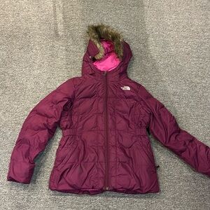 The North Face Kids Puffer Jacket - Burgundy with Pink Lining